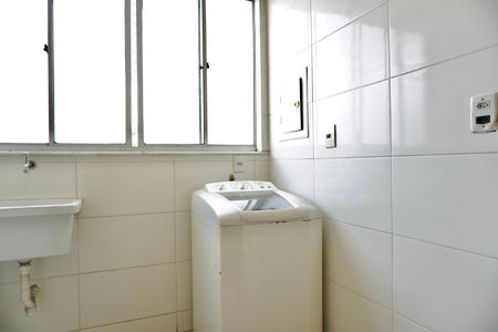 Apartamento à venda com 65m², 2 quartos e 2 vagas Apartamento à venda com 65m², 2 quartos e 2 vagasCozinha e Área de Serviço