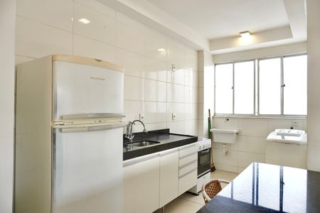Apartamento à venda com 65m², 2 quartos e 2 vagas Apartamento à venda com 65m², 2 quartos e 2 vagasCozinha e Área de Serviço