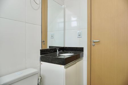 Apartamento à venda com 65m², 2 quartos e 2 vagas Apartamento à venda com 65m², 2 quartos e 2 vagasBanheiro Social