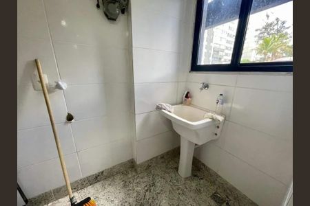 Apartamento para alugar com 74m², 2 quartos e 2 vagas Apartamento para alugar com 74m², 2 quartos e 2 vagasLavanderia
