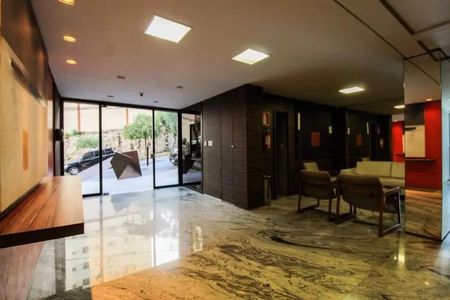 Apartamento para alugar com 74m², 2 quartos e 2 vagas Apartamento para alugar com 74m², 2 quartos e 2 vagasHall