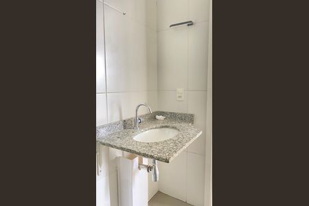 Apartamento à venda com 60m², 3 quartos e 1 vaga Apartamento à venda com 60m², 3 quartos e 1 vagaBanheiro Social