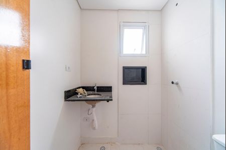 Apartamento à venda com 85m², 2 quartos e 1 vaga Apartamento à venda com 85m², 2 quartos e 1 vagaBanheiro