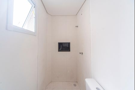 Apartamento à venda com 85m², 2 quartos e 1 vaga Apartamento à venda com 85m², 2 quartos e 1 vagaBanheiro do Quarto 2