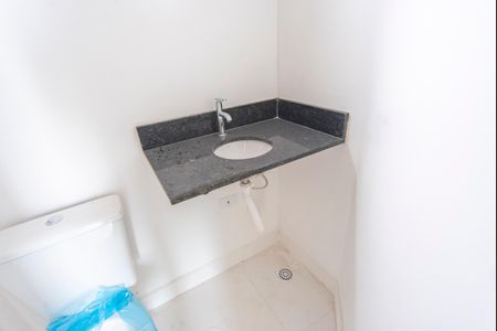 Apartamento à venda com 83m², 2 quartos e 1 vaga Apartamento à venda com 83m², 2 quartos e 1 vagaBanheiro do Quarto 2