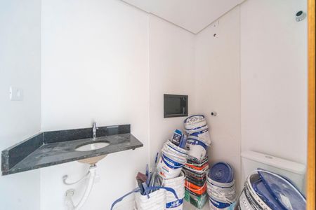 Apartamento à venda com 88m², 2 quartos e 1 vaga Apartamento à venda com 88m², 2 quartos e 1 vagaBanheiro