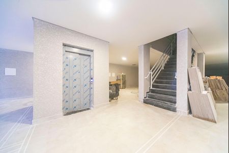 Apartamento à venda com 42m², 2 quartos e 1 vaga Apartamento à venda com 42m², 2 quartos e 1 vagaElevador e Acesso
