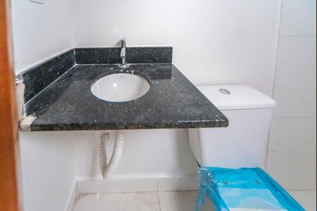 Apartamento à venda com 42m², 2 quartos e 1 vaga Apartamento à venda com 42m², 2 quartos e 1 vagaBanheiro do Quarto 2