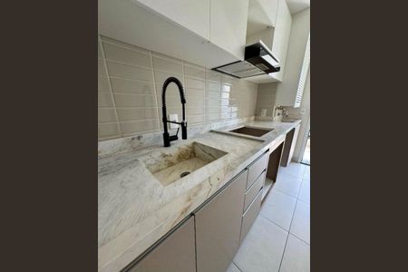 Foto 02 de apartamento para alugar com 2 quartos, 57m² em Sacoma, São Paulo