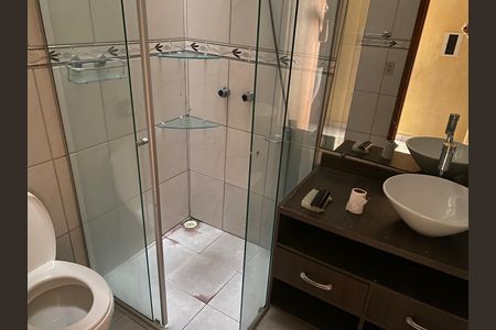 Casa para alugar com 80m², 2 quartos e 3 vagas Casa para alugar com 80m², 2 quartos e 3 vagasBanheiro