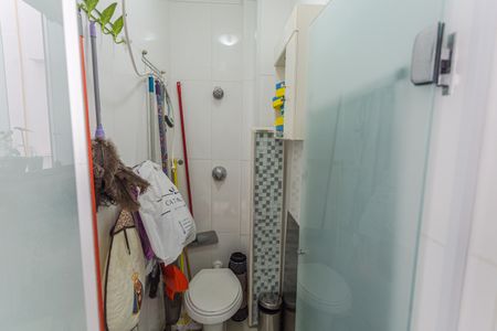Apartamento à venda com 92m², 3 quartos e 2 vagas Apartamento à venda com 92m², 3 quartos e 2 vagasBanheiro de serviço