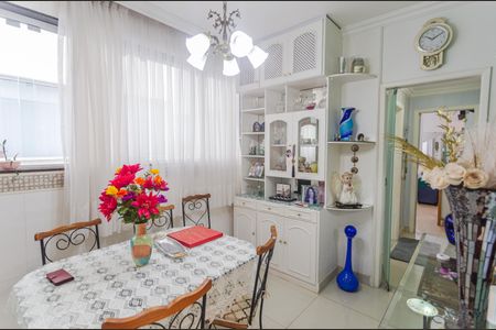 Apartamento à venda com 92m², 3 quartos e 2 vagas Apartamento à venda com 92m², 3 quartos e 2 vagasCopa
