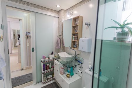 Apartamento à venda com 92m², 3 quartos e 2 vagas Apartamento à venda com 92m², 3 quartos e 2 vagasBanheiro Social