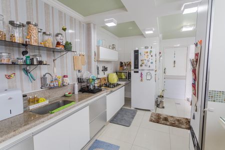 Apartamento à venda com 92m², 3 quartos e 2 vagas Apartamento à venda com 92m², 3 quartos e 2 vagasCozinha