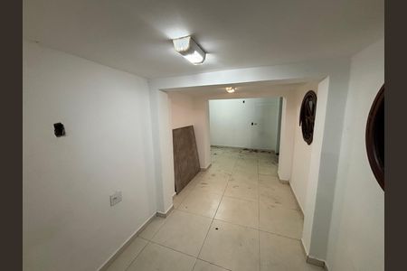 Casa à venda com 369m², 4 quartos e 2 vagas Casa à venda com 369m², 4 quartos e 2 vagasÁrea de Serviço