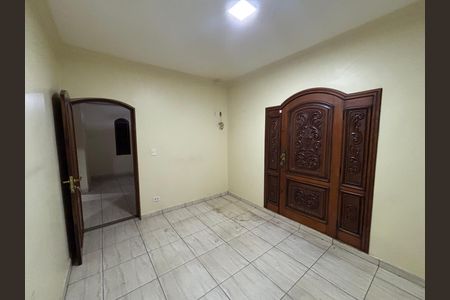 Casa à venda com 369m², 4 quartos e 2 vagas Casa à venda com 369m², 4 quartos e 2 vagasQuarto 3