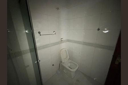 Casa à venda com 369m², 4 quartos e 2 vagas Casa à venda com 369m², 4 quartos e 2 vagasBanheiro