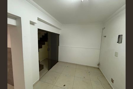 Casa à venda com 369m², 4 quartos e 2 vagas Casa à venda com 369m², 4 quartos e 2 vagasÁrea de Serviço