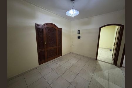 Casa à venda com 369m², 4 quartos e 2 vagas Casa à venda com 369m², 4 quartos e 2 vagasQuarto 2