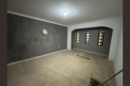 Casa à venda com 369m², 4 quartos e 2 vagas Casa à venda com 369m², 4 quartos e 2 vagasGaragem