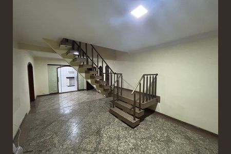 Sala de casa à venda com 4 quartos, 369m² em Vila Rio Branco, São Paulo