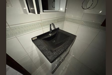 Casa à venda com 369m², 4 quartos e 2 vagas Casa à venda com 369m², 4 quartos e 2 vagasBanheiro