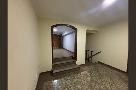 Casa à venda com 369m², 4 quartos e 2 vagas Casa à venda com 369m², 4 quartos e 2 vagasSala de Jantar