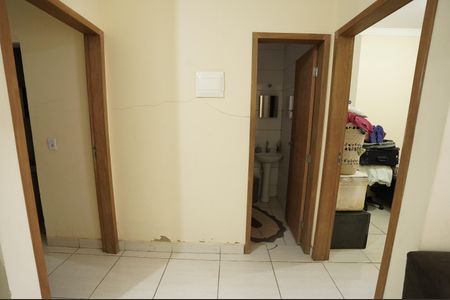 Casa à venda com 80m², 2 quartos e 1 vaga