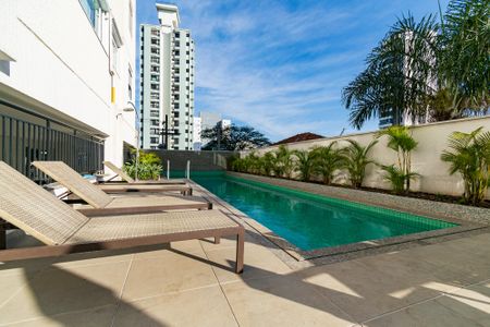 Apartamento à venda com 55m², 2 quartos e 1 vaga Apartamento à venda com 55m², 2 quartos e 1 vagaPiscina