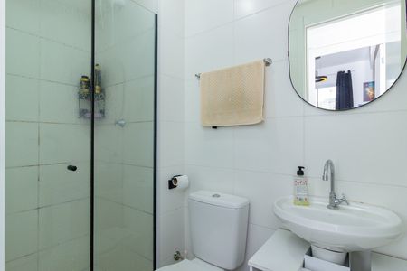 Apartamento para alugar com 33m², 2 quartos e sem vaga Apartamento para alugar com 33m², 2 quartos e sem vagaBanheiro