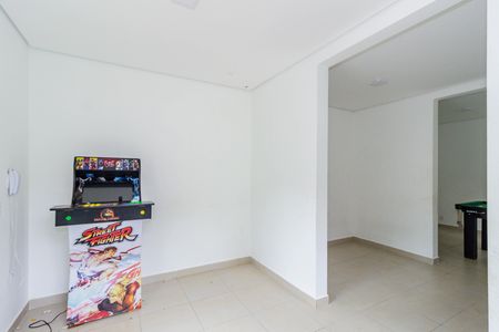 Apartamento para alugar com 33m², 2 quartos e sem vaga Apartamento para alugar com 33m², 2 quartos e sem vagaSala de Jogos