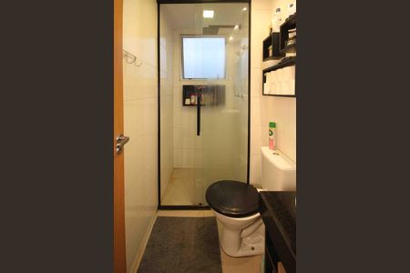 Apartamento à venda com 48m², 2 quartos e 1 vaga Apartamento à venda com 48m², 2 quartos e 1 vagaBanheiro