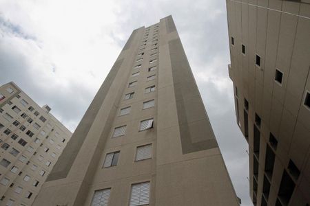 Apartamento à venda com 48m², 2 quartos e 1 vaga Apartamento à venda com 48m², 2 quartos e 1 vagaFachada