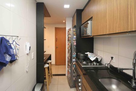 Apartamento à venda com 48m², 2 quartos e 1 vaga Apartamento à venda com 48m², 2 quartos e 1 vagaCozinha e Área de Serviço