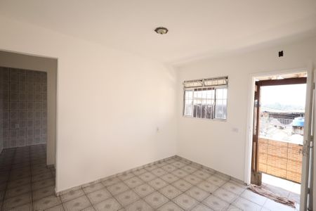 Sala de casa para alugar com 1 quarto, 140m² em Jardim Reimberg, São Paulo