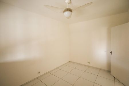 Quarto 1 de casa para alugar com 2 quartos, 150m² em Jardim Reimberg, São Paulo
