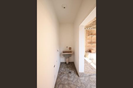 Casa para alugar com 150m², 2 quartos e 1 vaga Casa para alugar com 150m², 2 quartos e 1 vagaÁrea de Serviço