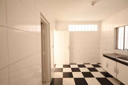 Casa para alugar com 150m², 2 quartos e 1 vaga Casa para alugar com 150m², 2 quartos e 1 vagaCozinha