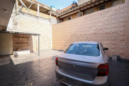 Casa para alugar com 150m², 2 quartos e 1 vaga Casa para alugar com 150m², 2 quartos e 1 vagaQuintal