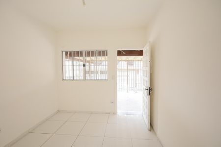 Casa para alugar com 150m², 2 quartos e 1 vaga Casa para alugar com 150m², 2 quartos e 1 vagaSala
