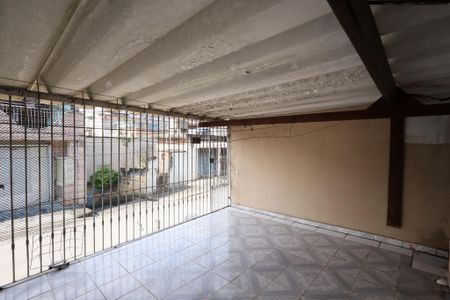 Hall Sala de casa para alugar com 2 quartos, 150m² em Jardim Reimberg, São Paulo