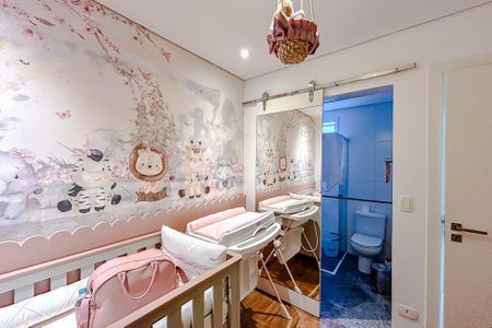 Apartamento à venda com 220m², 3 quartos e 4 vagasQuarto 2 - Suíte