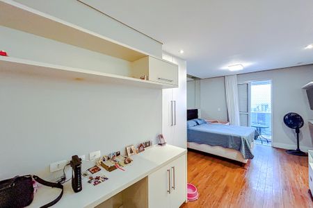Apartamento à venda com 220m², 3 quartos e 4 vagasQuarto 1 - Suíte