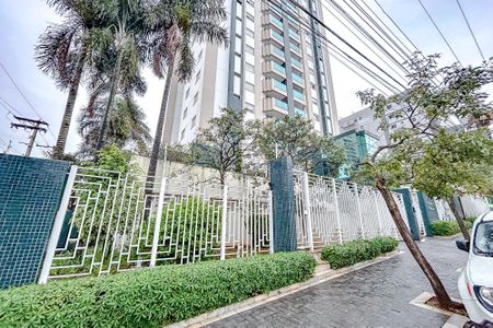Apartamento à venda com 220m², 3 quartos e 4 vagasEntrada