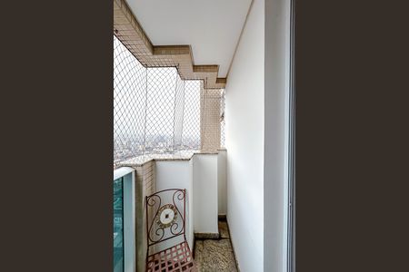 Apartamento à venda com 220m², 3 quartos e 4 vagasVaranda da Suíte