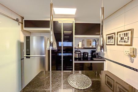 Apartamento à venda com 220m², 3 quartos e 4 vagasCozinha