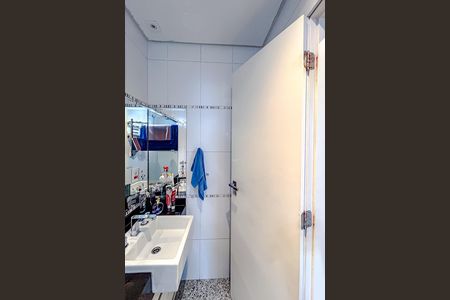 Apartamento à venda com 220m², 3 quartos e 4 vagasBanheiro da Suíte 1