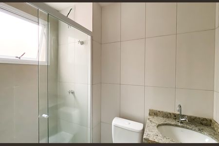 Banheiro  de apartamento para alugar com 1 quarto, 25m² em Vila Sao Geraldo, São Paulo