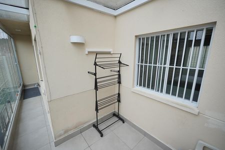 Apartamento para alugar com 45m², 2 quartos e sem vagaVaranda