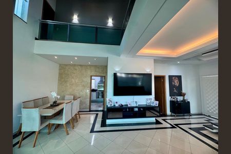 Casa à venda com 360m², 3 quartos e 4 vagas